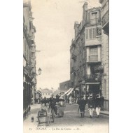 Dinard - La Rue du Casino